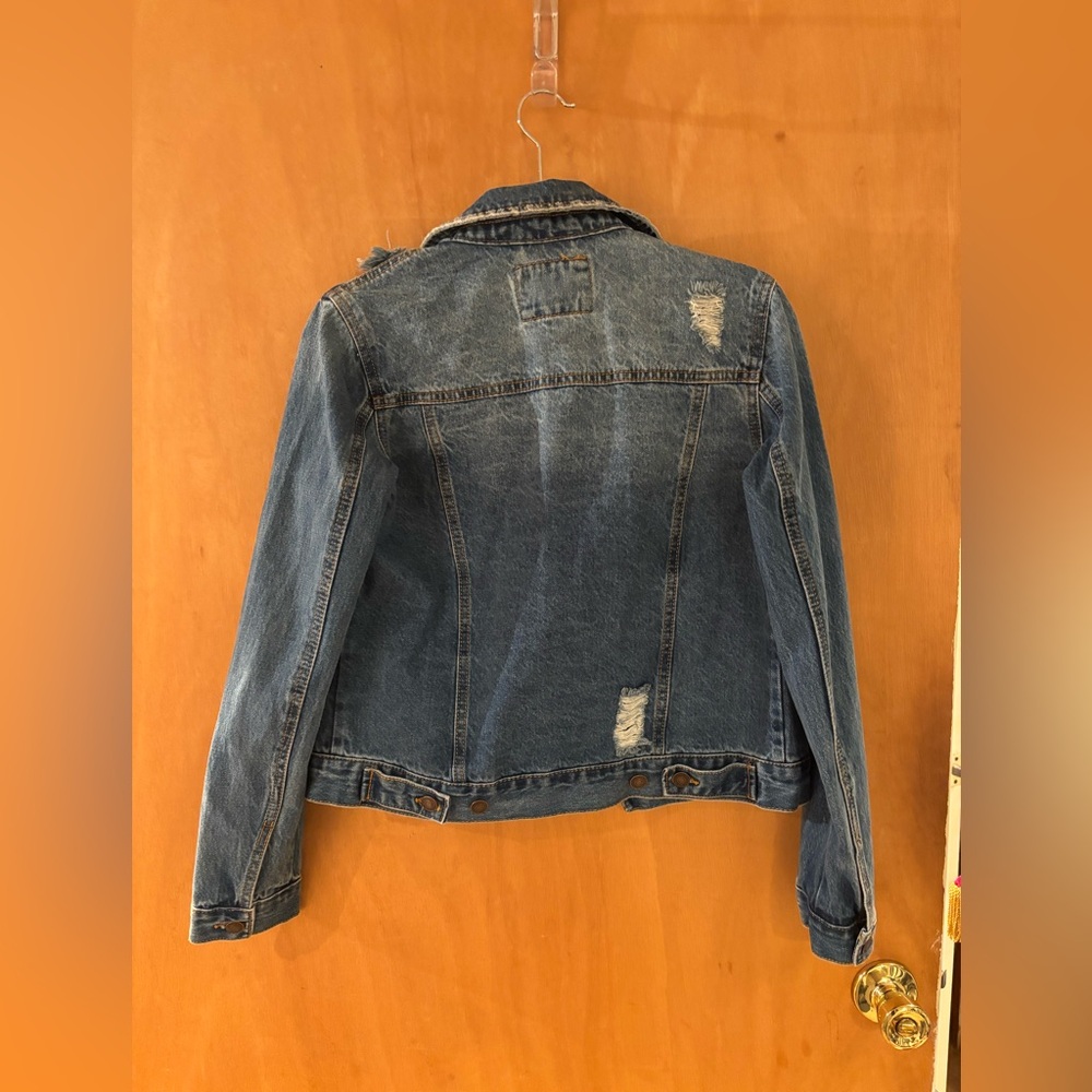 Forever 21 Blue Jean Jacket Cropped Distressed - Picture 2 of 2